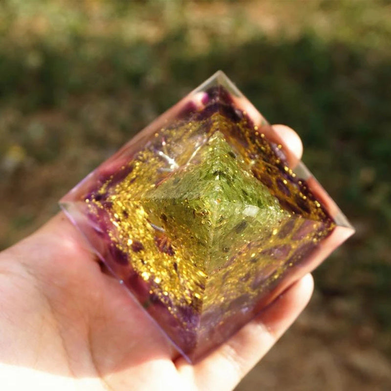 Celestial Harmony™: Natural Tiger Eye & Amethyst Orgone Energy Pyramid – Reiki Healing & Chakra Amplifier